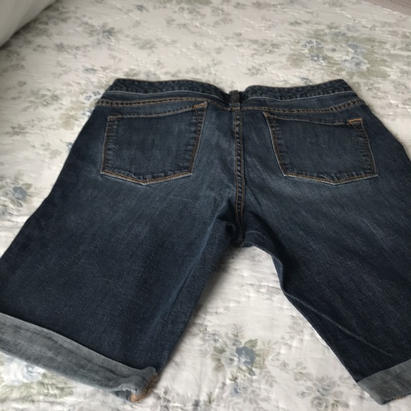 Banana republic Bermuda shorts like new never worn size 10 - Picture 4 of 4